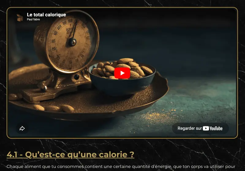 Module 4 de Reboot Nutrition, Le total calorique, dans l'espace de formation&nbsp;: la vidéo d'introduction (une balance ancienne et une coupelle d'amandes) et le titre «&nbsp;4.1 - Qu’est-ce qu’une calorie&nbsp;?&nbsp;».